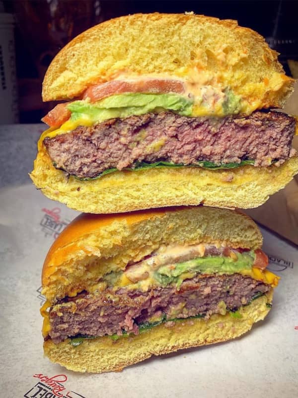 Here Are The Five Highest Rated Nassau County Restaurants For Burgers, According To Yelp