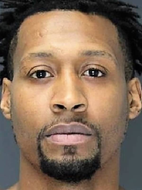 Police: Hackensack Man Assaults Pregnant Girlfriend, Vandalizes Apartment Over Bus Fare
