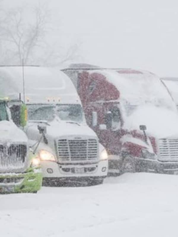 Tractor-Trailer Ban Now In Effect For I-87 Stretch