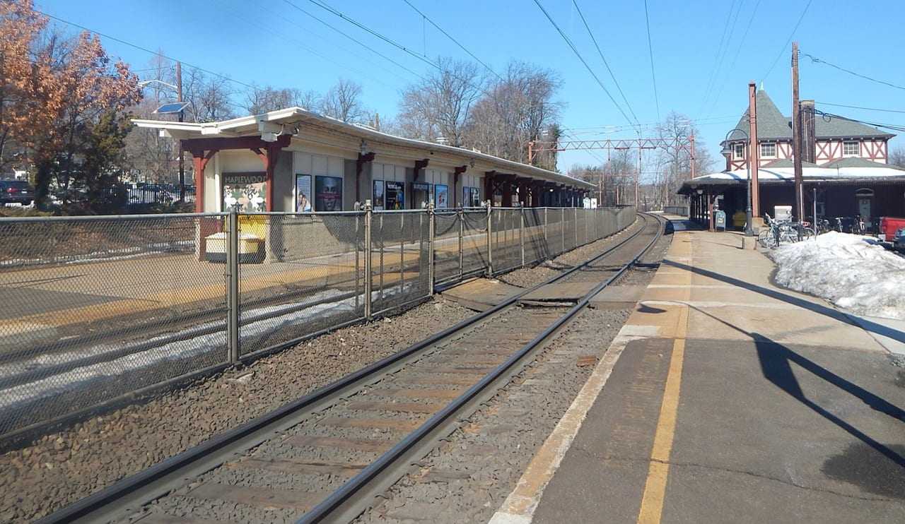Service Suspended After Train Disabled In Maplewood Rutherford Daily