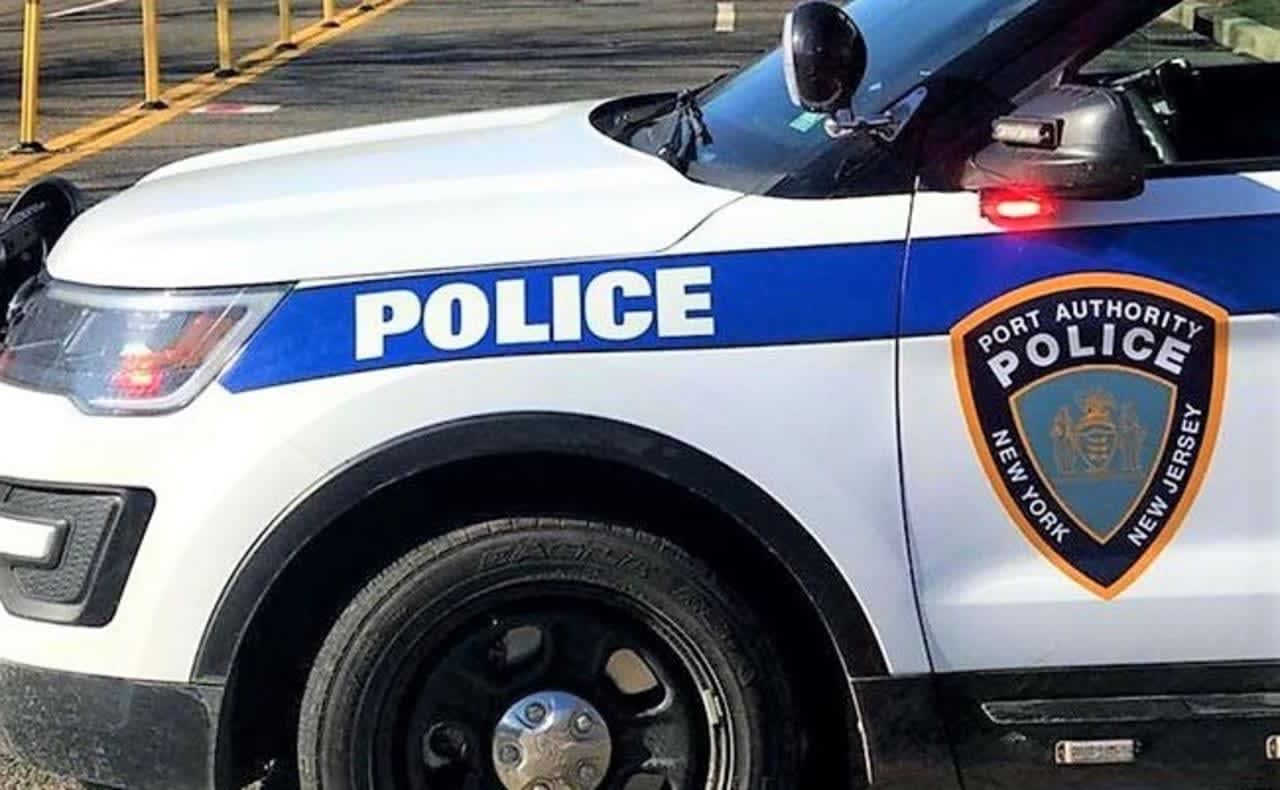 Driver Caught Selling Stolen E-ZPass Tags On Craigslist Rams Port Authority  Police Car Near GWB | Fort Lee Daily Voice