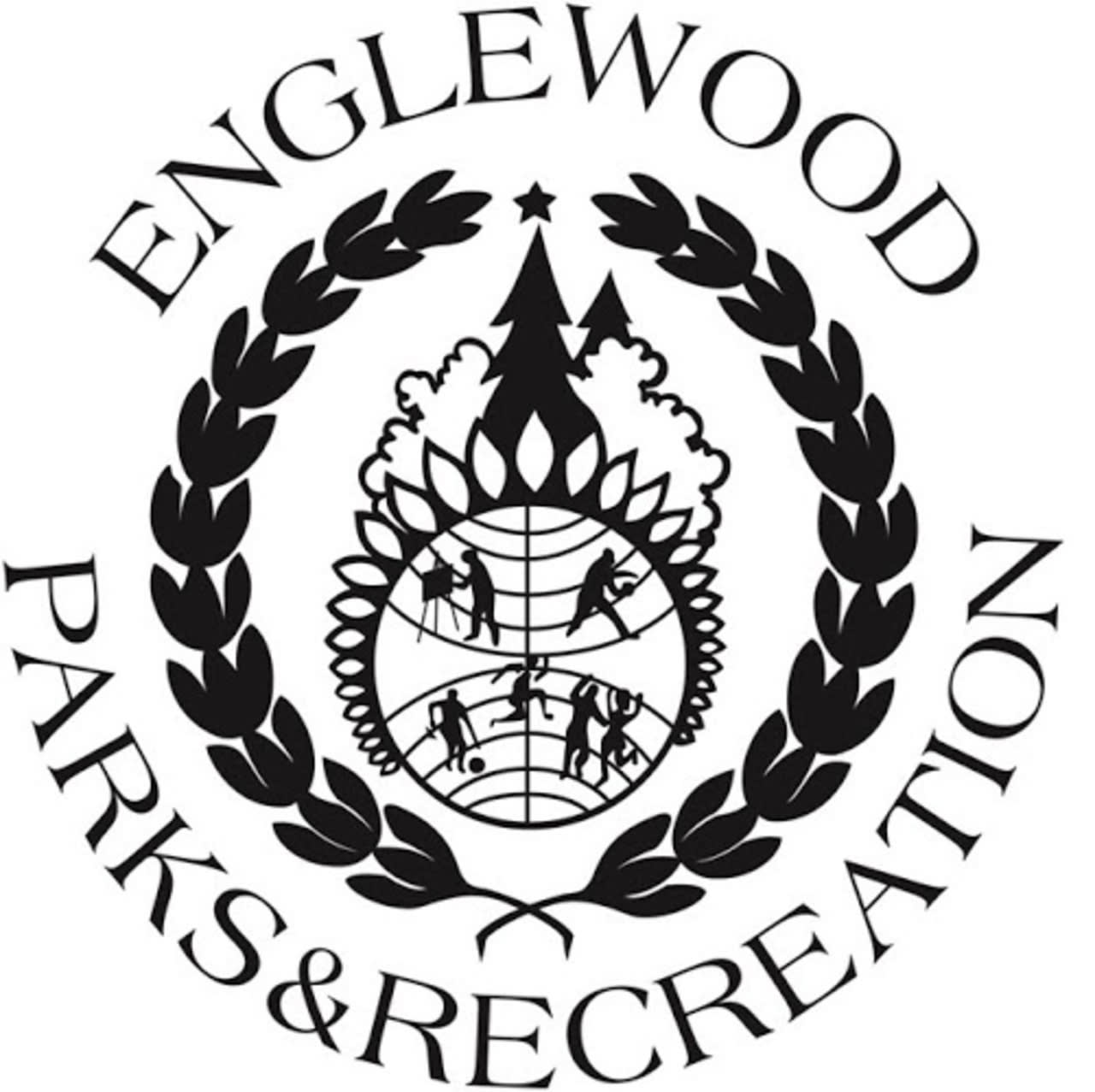Summer jobs seekers can apply for Englewood recreation department jobs Thursday night.