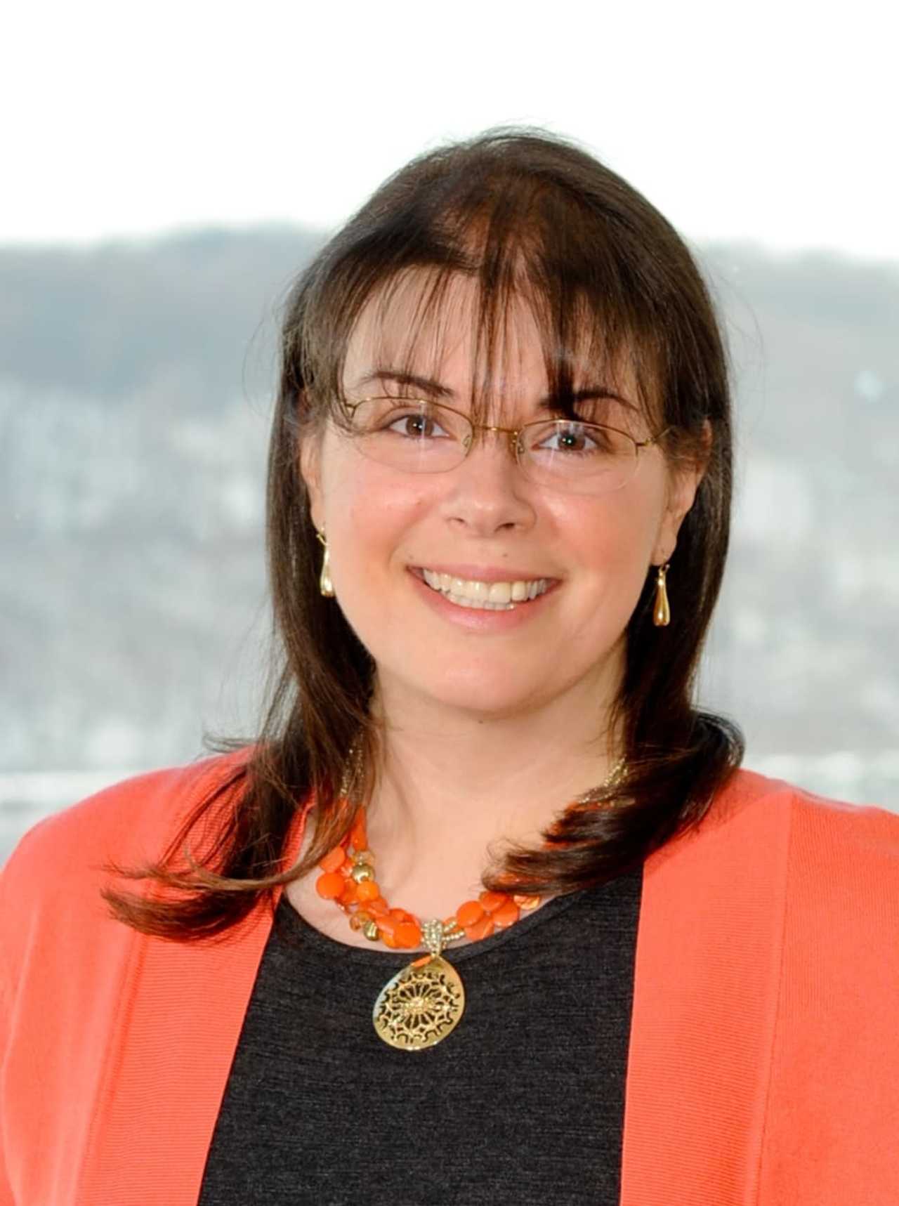 Felicia Zammit-McMann of Poughkeepsie has launched a new weddings website.