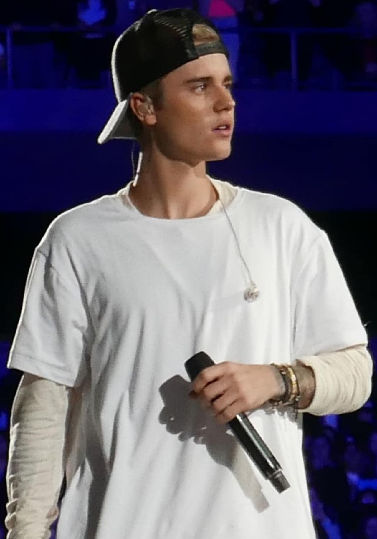 Canadian singer/songwriter Justin Bieber made one of his very first public appearances right here in the Hudson Valley. The Biebs, then 15, sang to an adoring crowd at Splashdown Beach, a water park in Fishkill in 2009.