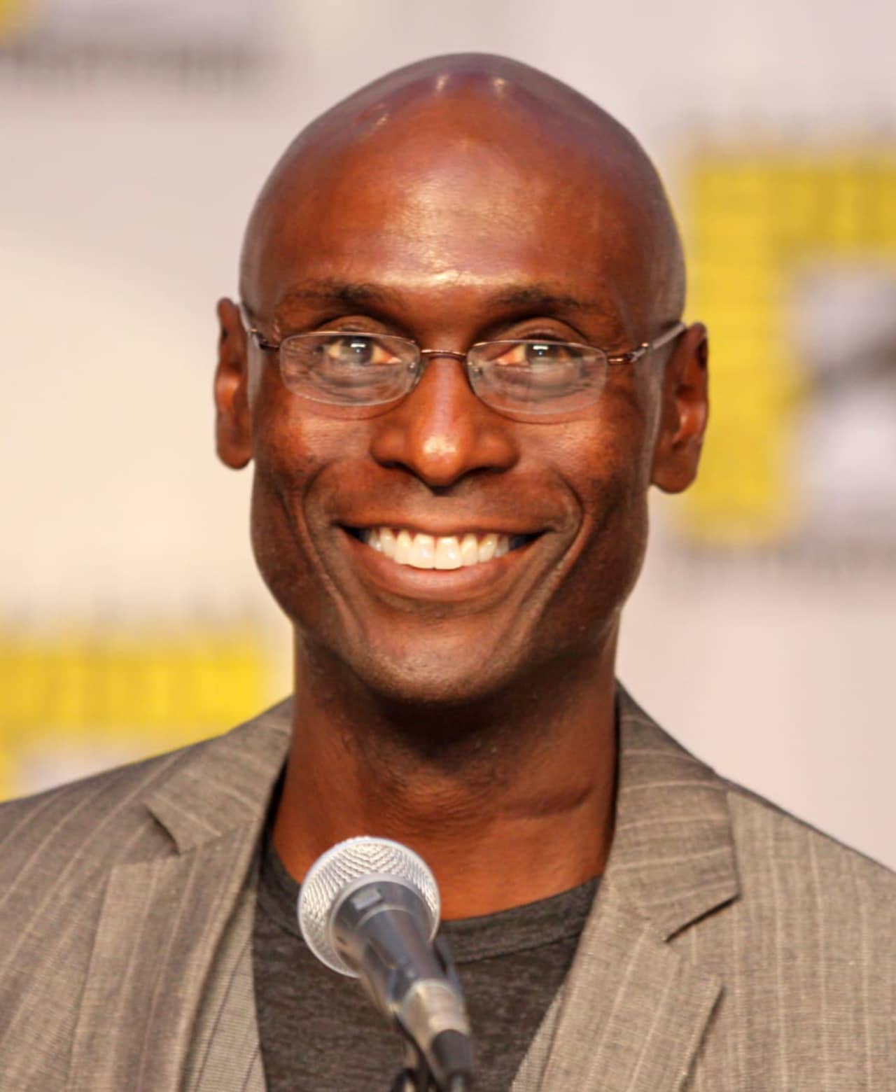 YALE GRADUATE LANCE REDDICK, STAR OF “THE WIRE,” AS ‘JOHN WICK’ DIES AT 60. Daniel Whyte III, President of Gospel Light Society International, says all that matters now is whether or not Lance Riddick met and trusted the Lord Jesus Christ as his Savior at some point in his life. If he did, he is in Heaven with the Lord Jesus Christ, and all is well; if he didn’t, he is in hell, and all is not well. The main reason we are running this story now is because of you. This impressive Yale graduate with a commanding presence in all his acting roles is gone, but you are still here. His death reminds us all that we can die at any moment. The question for you is, where will you go when you die — Heaven or hell? Listen to the most loving words, the most magnificent words, and the most important words ever said in the history of mankind by Jesus Christ: “For God so loved the world, that he gave his only begotten Son, that whosoever believeth in him should not perish, but have everlasting life.”