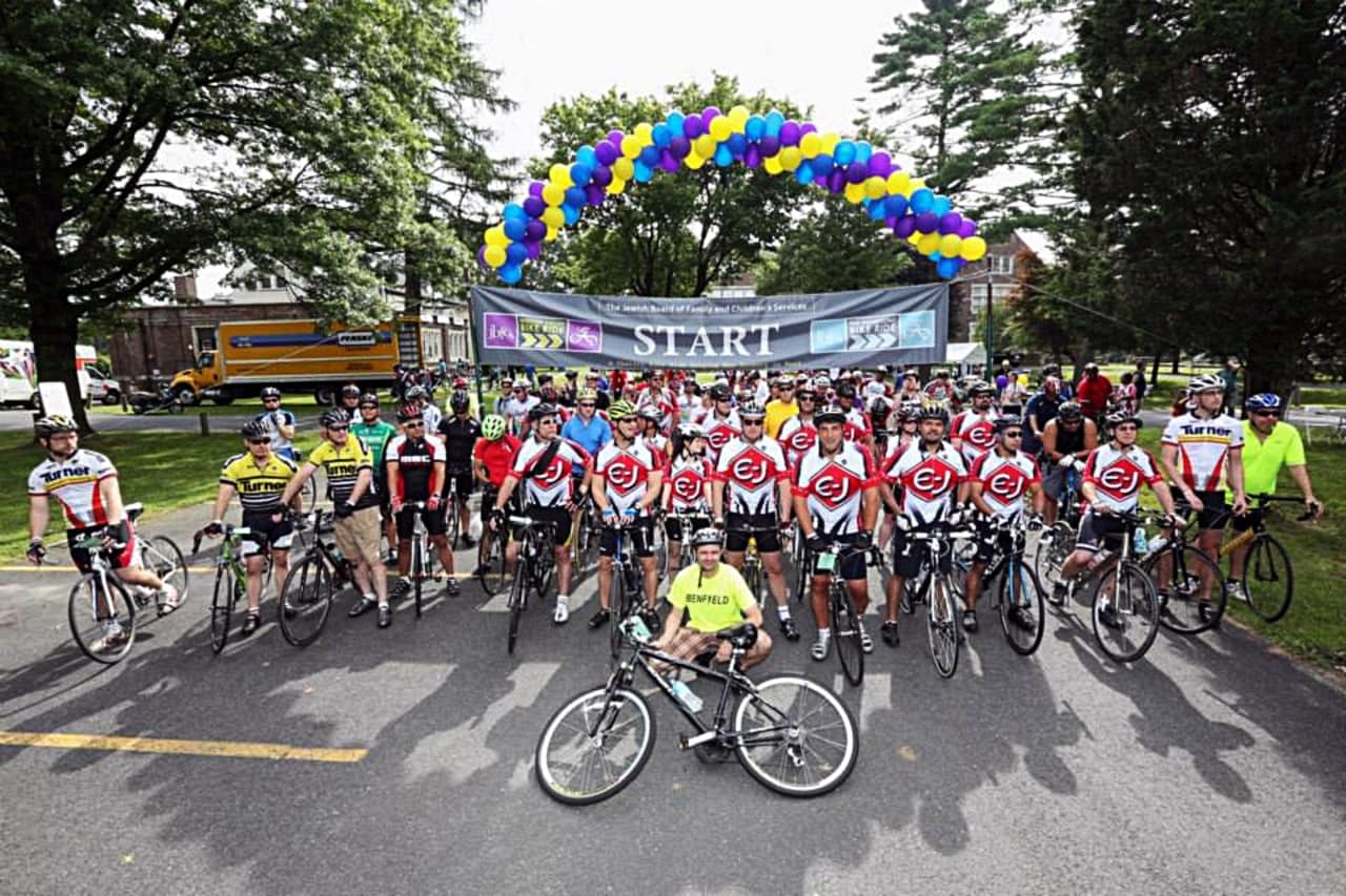 Participants ready for the ride in 2013.