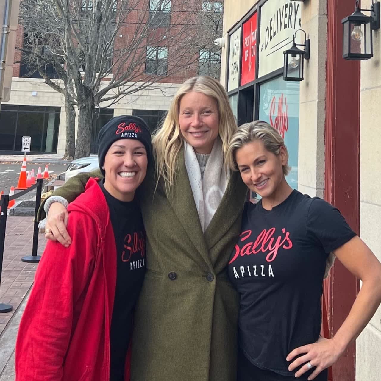 Gwyneth Paltrow paid a visit to Sally's Apizza in New Haven.