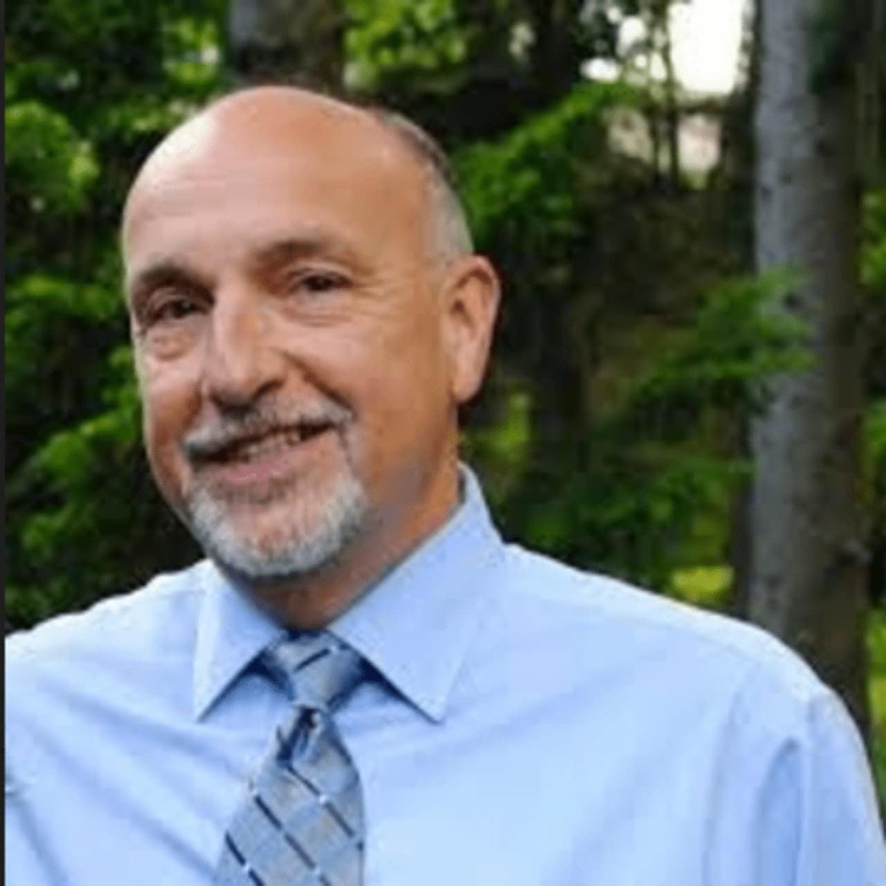 Hastings-on-Hudson Superintendent Roy Montesano is taking his 37 years of experience to Bronxville. There will be a welcome reception for him on Wednesday.