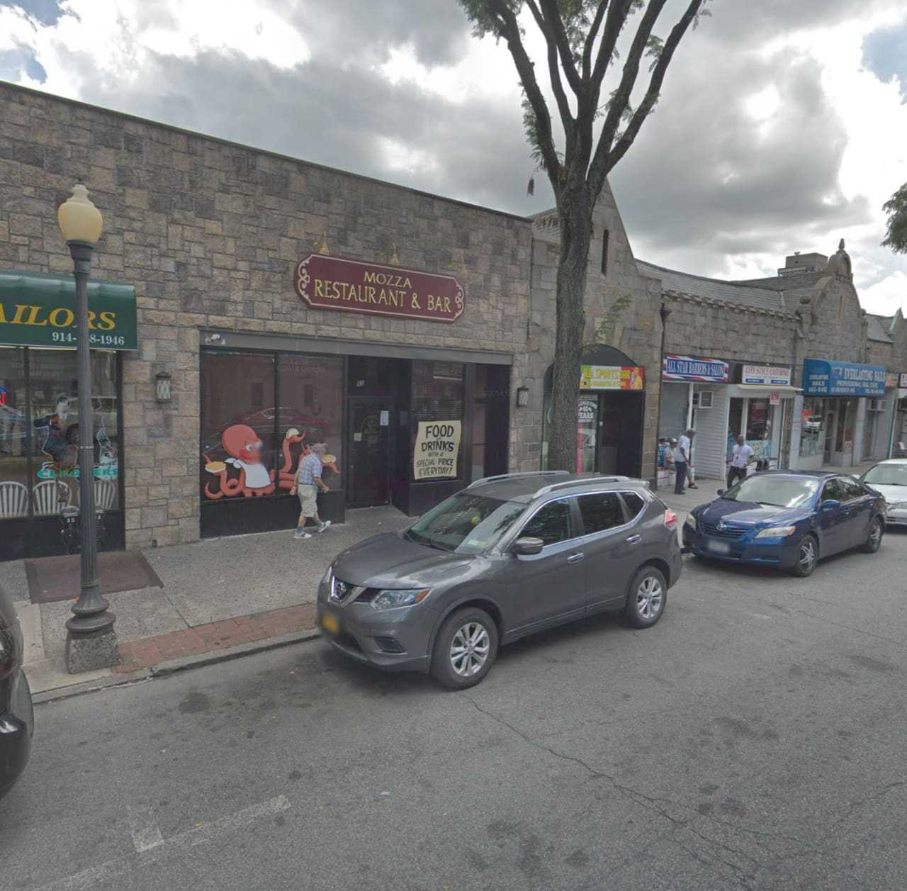 Mozza Restaurant in Mount Vernon.