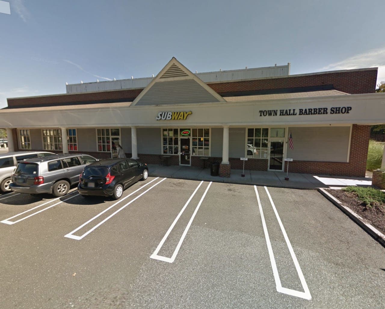An armed man robbed a Trumbull Subway sandwich shop.