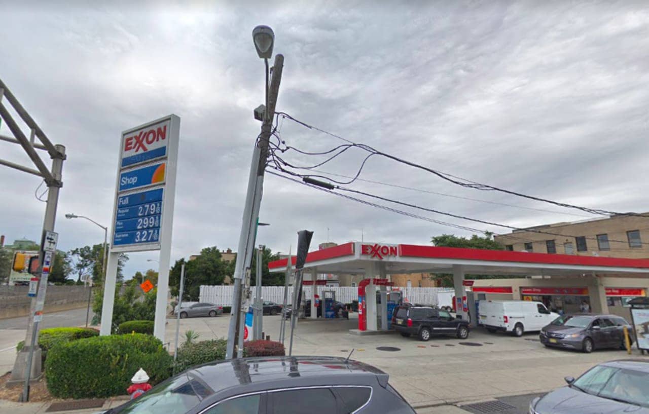 The ticket was sold at the New Hilltop Exxon, located at 3100 Kennedy Blvd. in Union City.