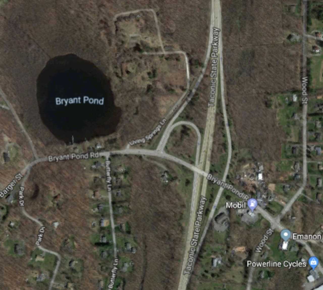 The Taconic State Parkway at Bryant Pond Road in Putnam Valley