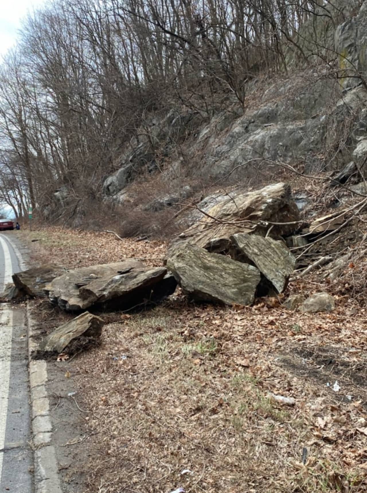 A pair of rock slides near the Saw Mill River Parkway tied up traffic in Mount Kisco.