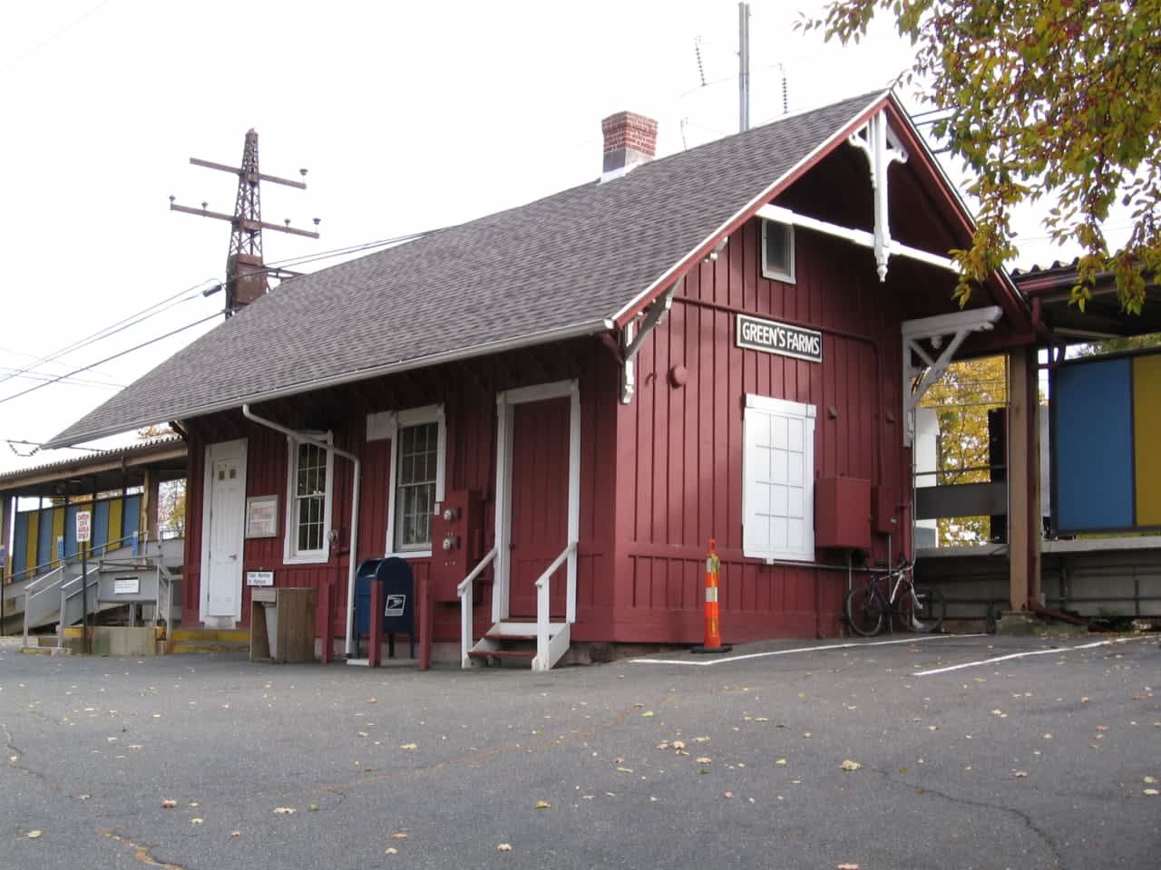Greens Farm Railroad Station