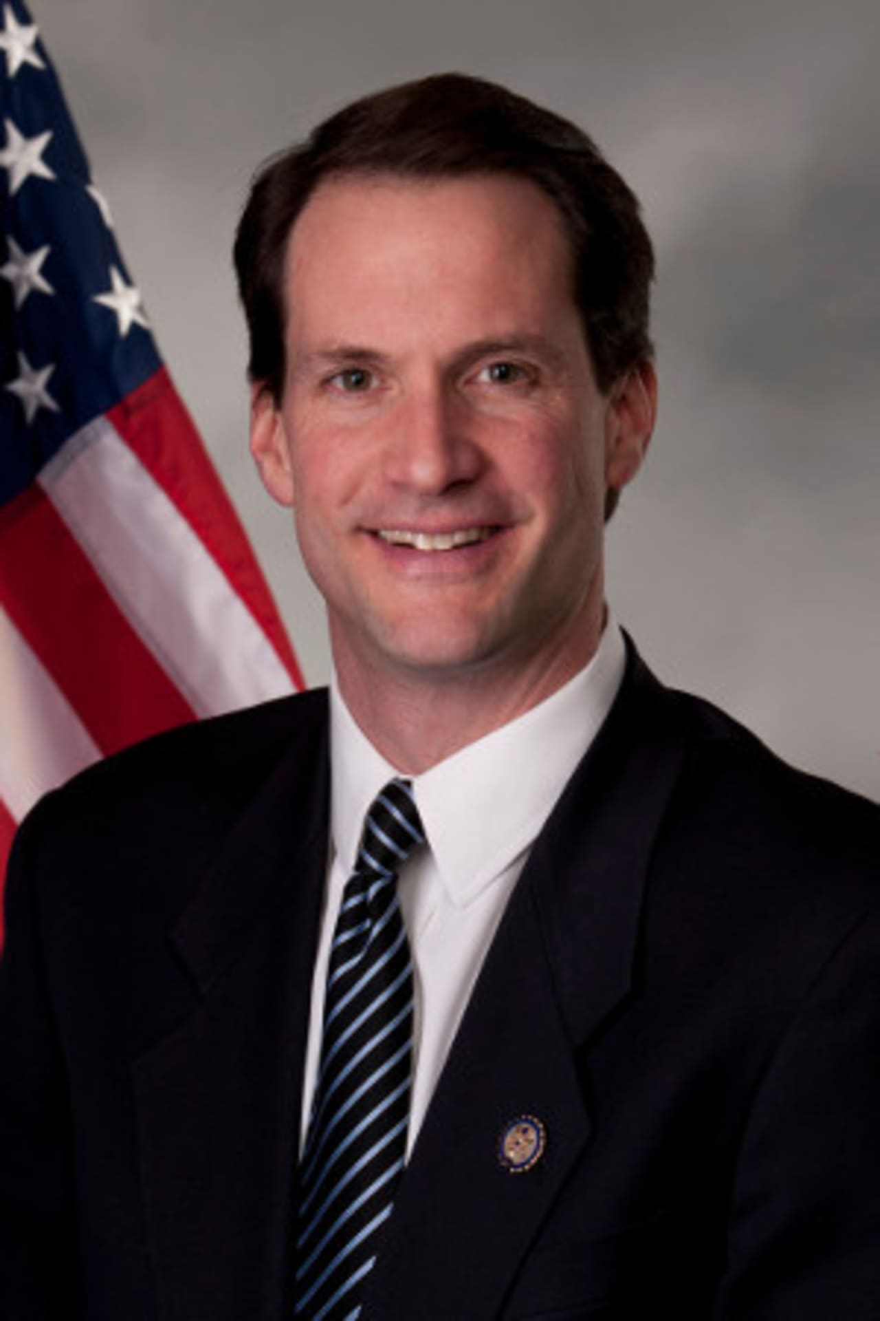 Congressman Jim Himes  launches an eight-town tour to discuss health care reform with seniors.