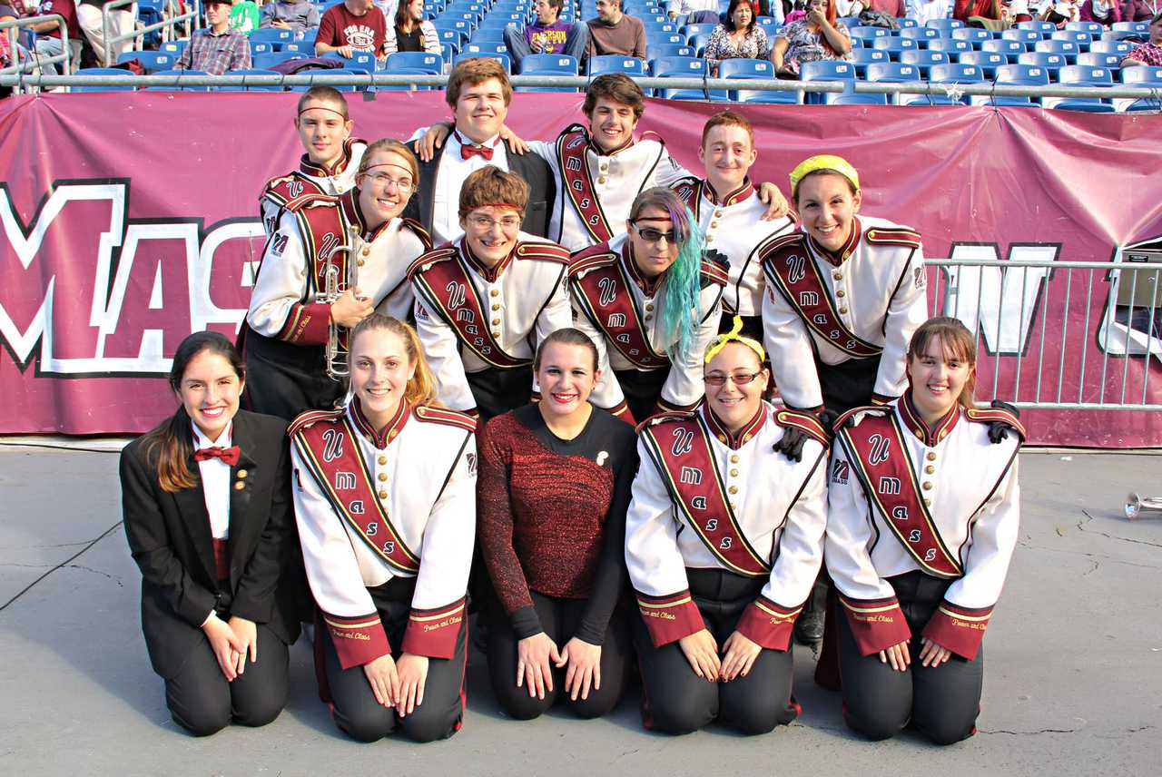 Rachel Oestreicher is in the middle row, far right, and Sandy Hirsh is in the center of the bottom row.