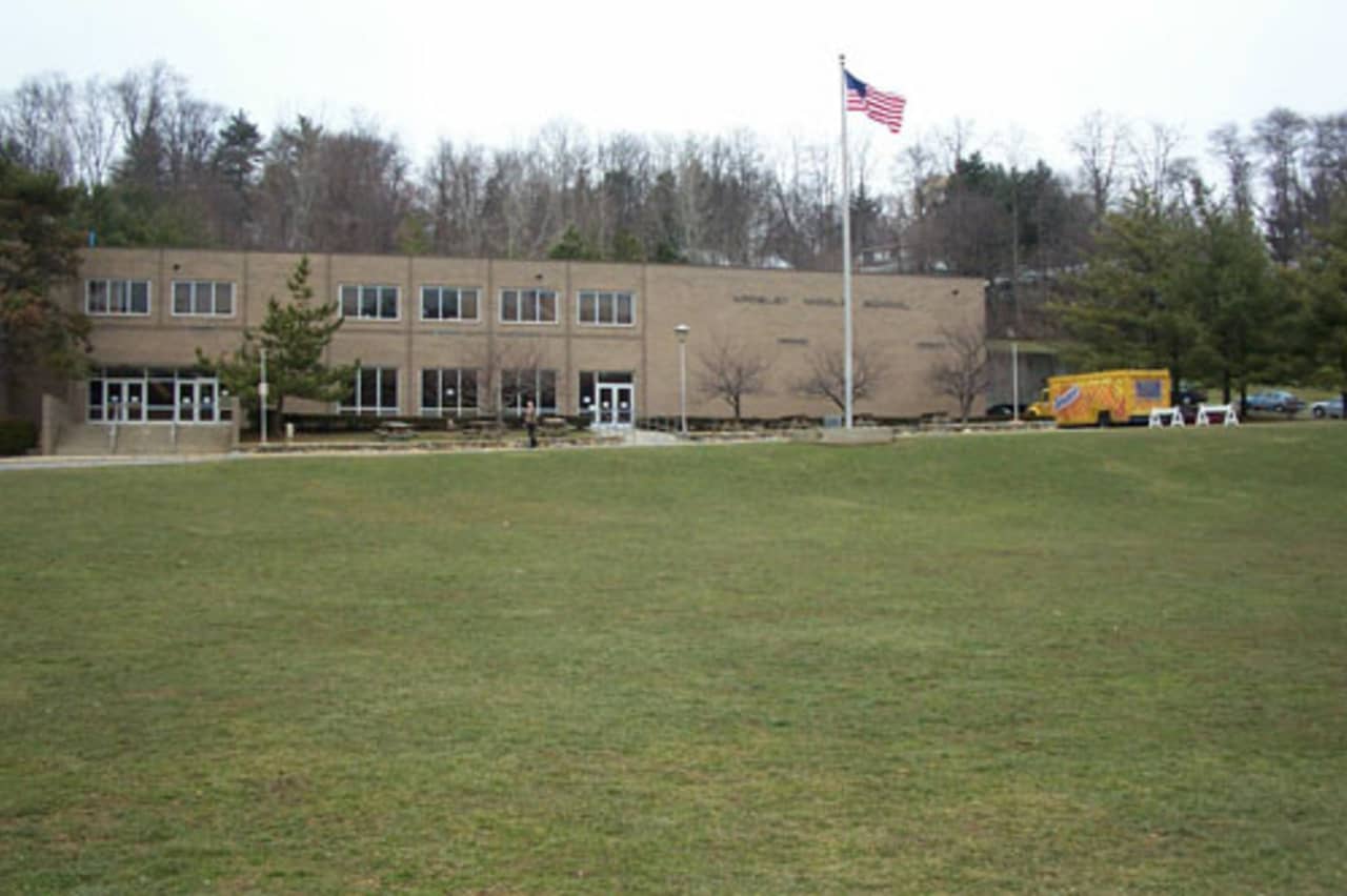 A forum on the state of public education will be held at Ardsley Middle School on Thursday.