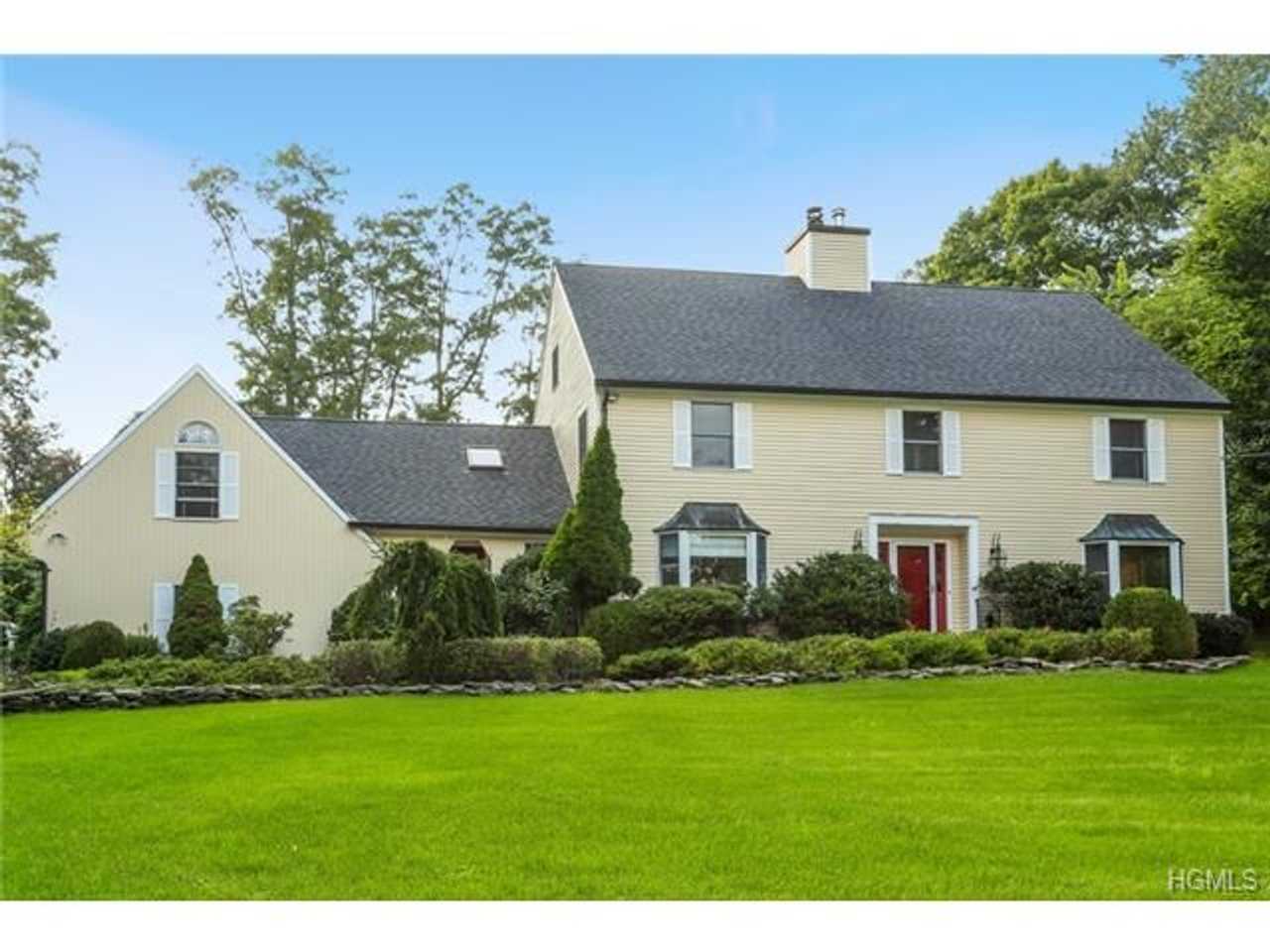 50 East Cedar Drive, Briarcliff Manor