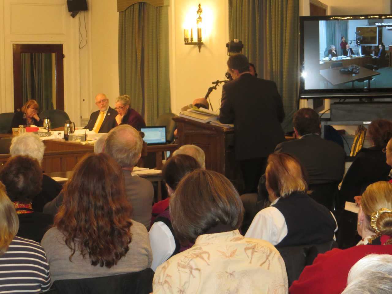 More than 70 White Plains residents attended this public hearing on a proposed French American School in Ridgeway. A state Supreme Court has rejected White Plains' motion to dismiss a FASNY lawsuit over its stalled school construction plan.