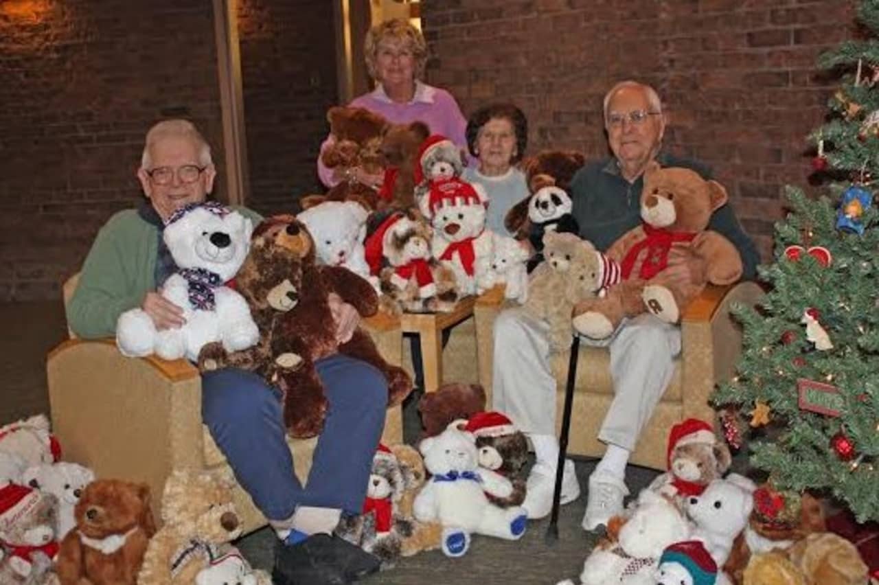  Marilyn Gifford, a volunteer at Waveny LifeCare Network, donated 100 teddy bears to residents of the facility.