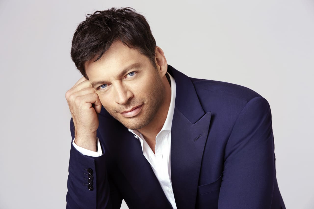 Harry Connick Jr. will sing the National Anthem at the Kentucky Derby on Saturday.
