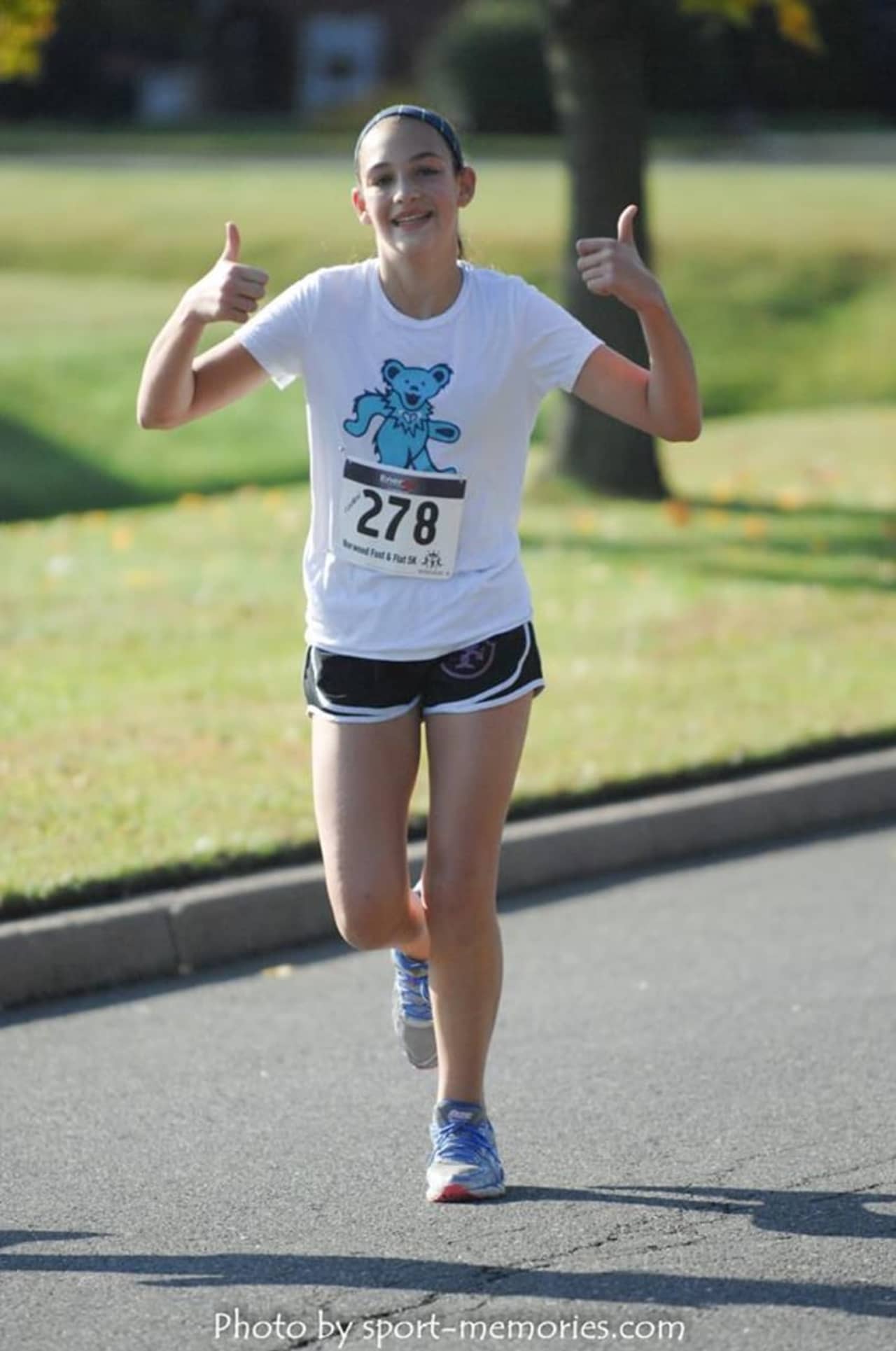 A scene from the 2014 Norwood 5K.