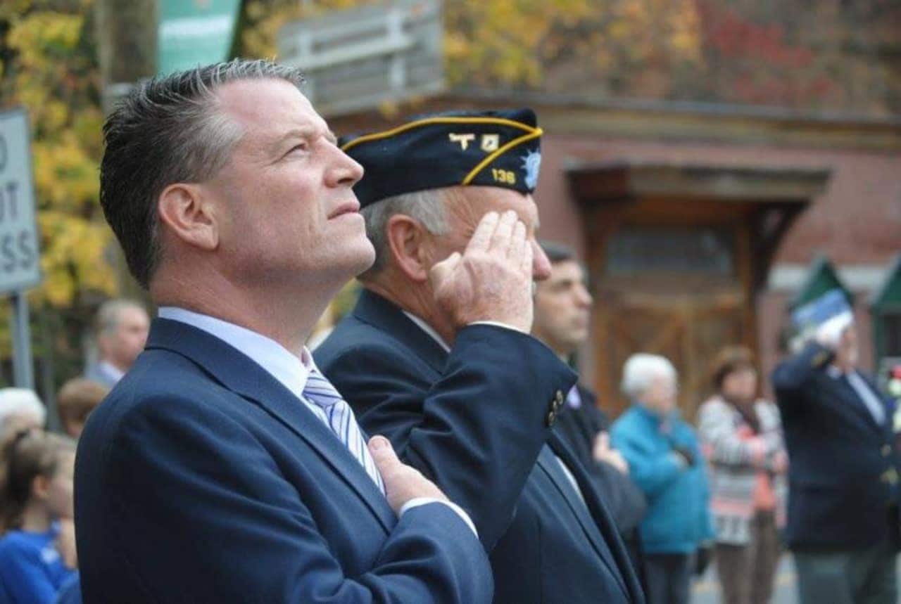 Sen. Terrence Murphy voted to designate July 25 Medal of Honor Day in New York.