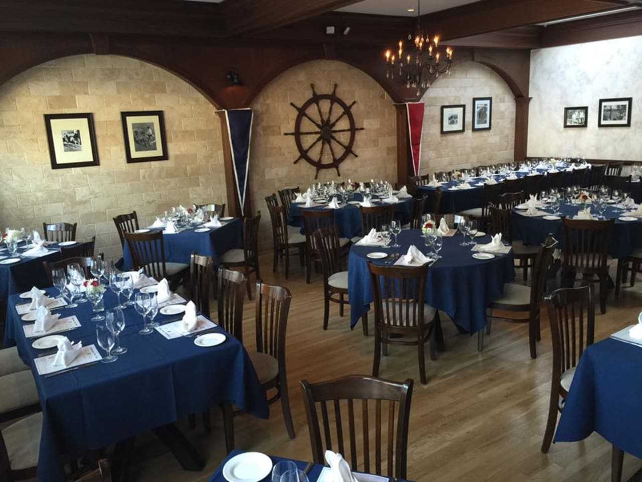 The interior of Dubrovnik Restaurant in New Rochelle.