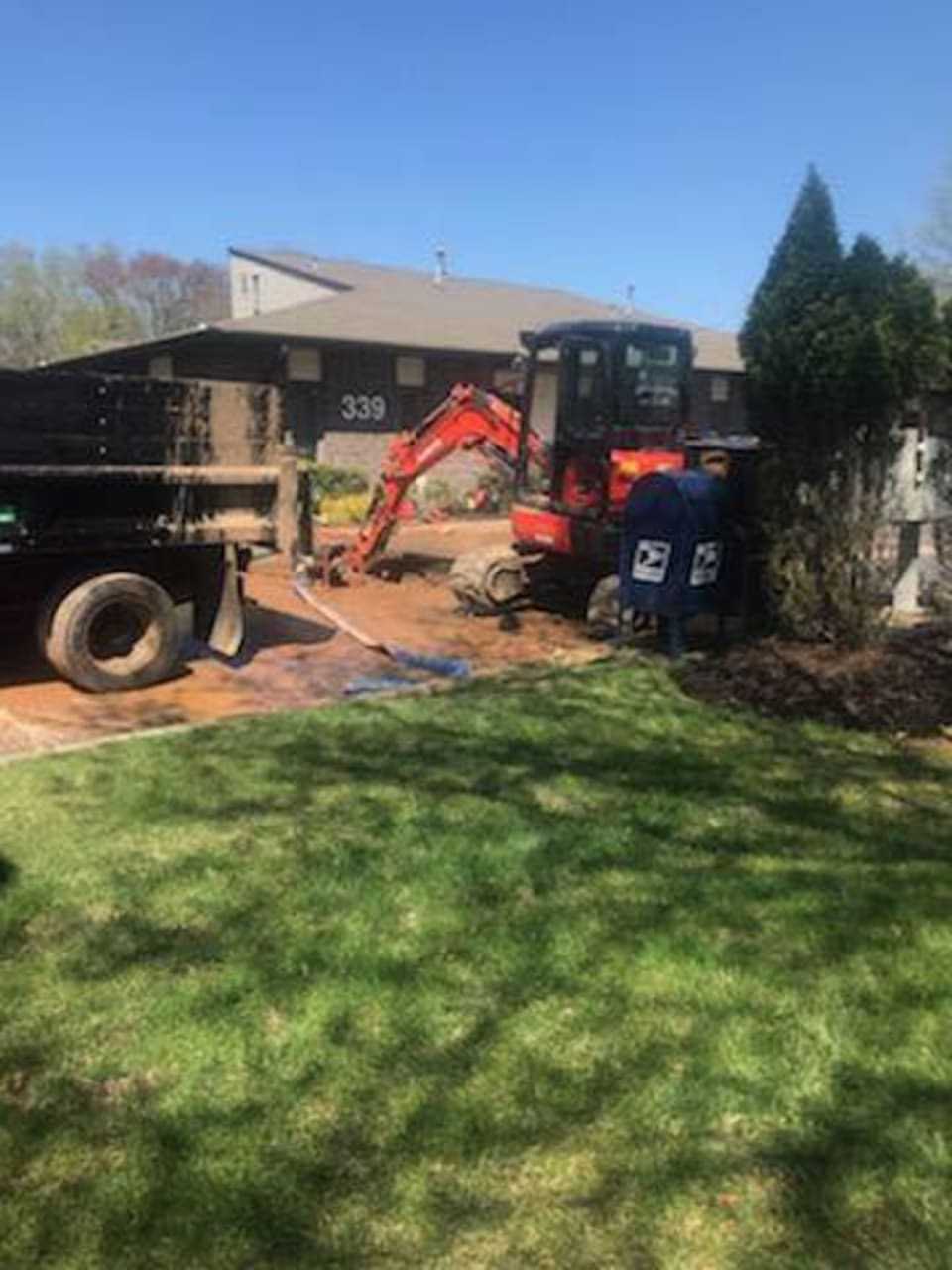 Police are on the scene of a gas line break in New City.