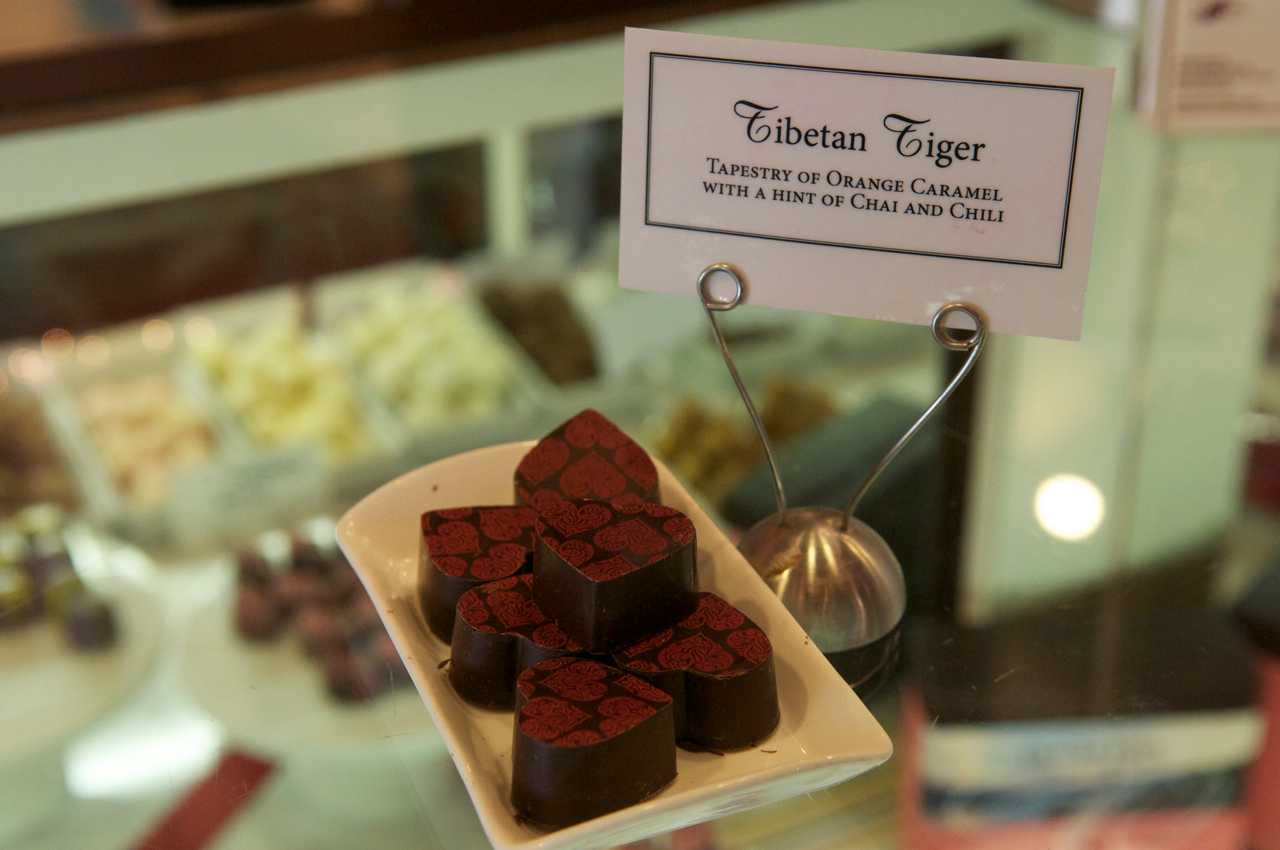 Some of the popular candies at Oliver Kita.