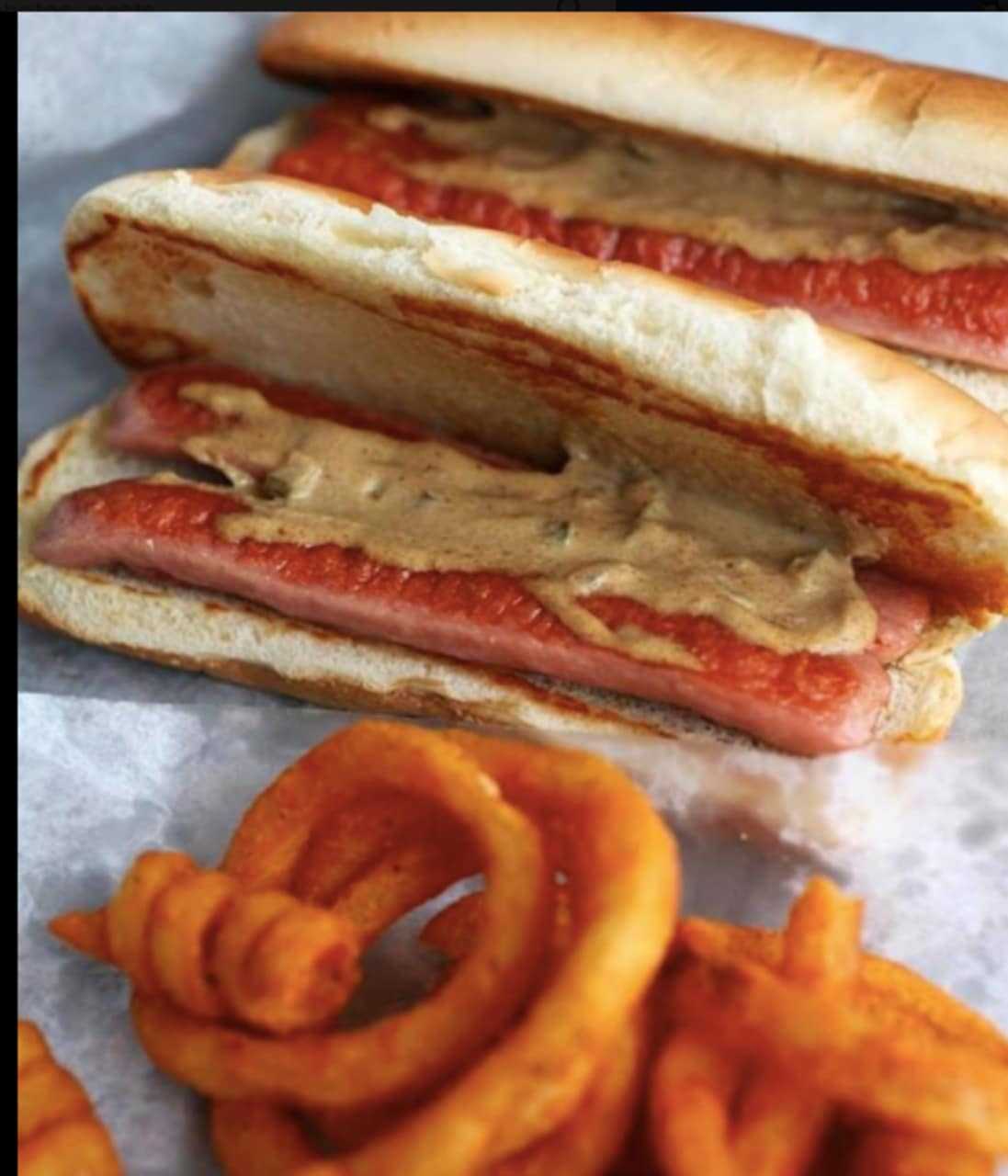 Pass the mustard: Walter's Hot Dogs, a longtime Westchester institution, is coming to Stamford.