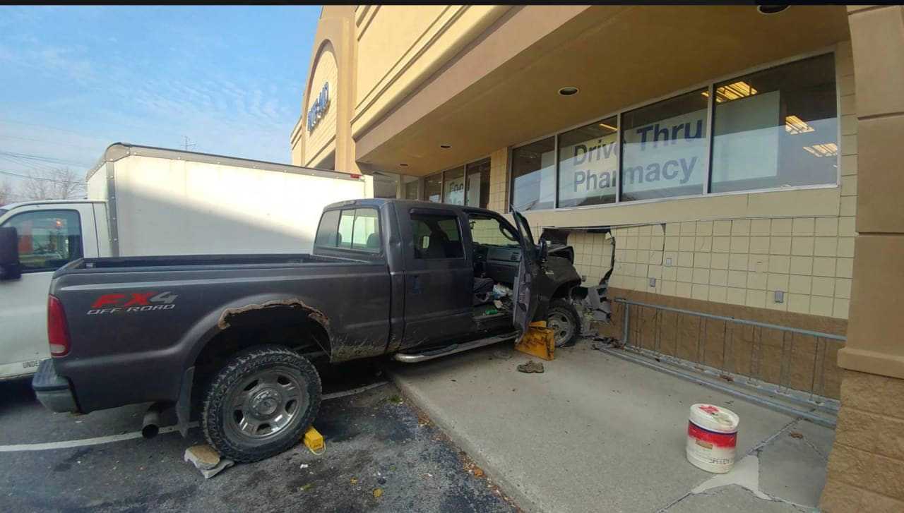 A look at the crash scene.