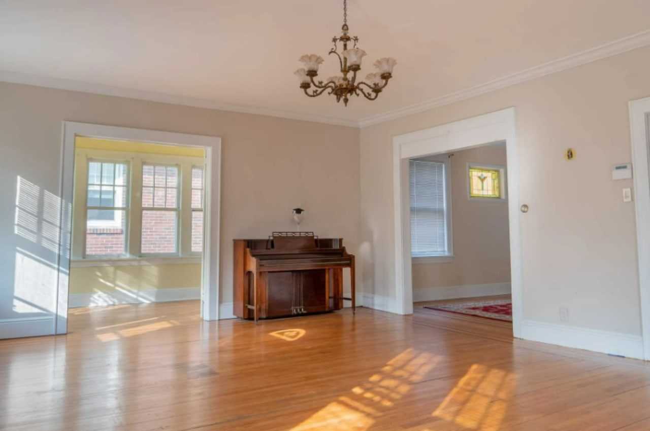 Martha Stewart's childhood home