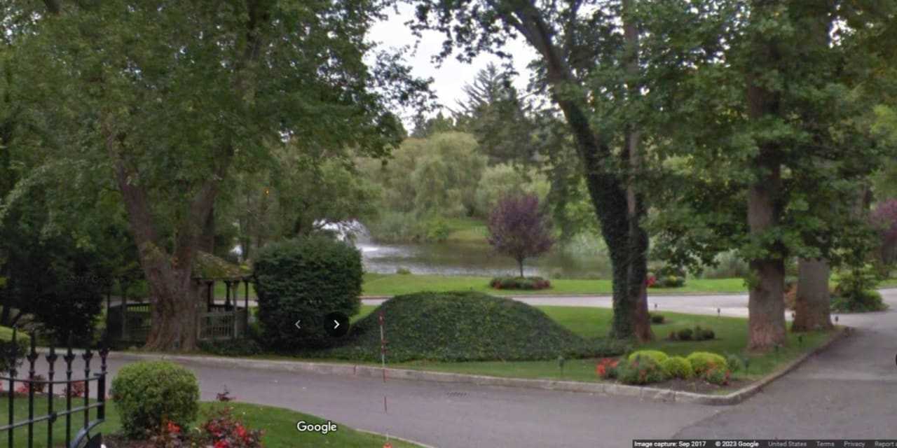 Wedding Brawl: Man Bites Cop Trying To Break Up Fight At Saint James Venue, Police Say