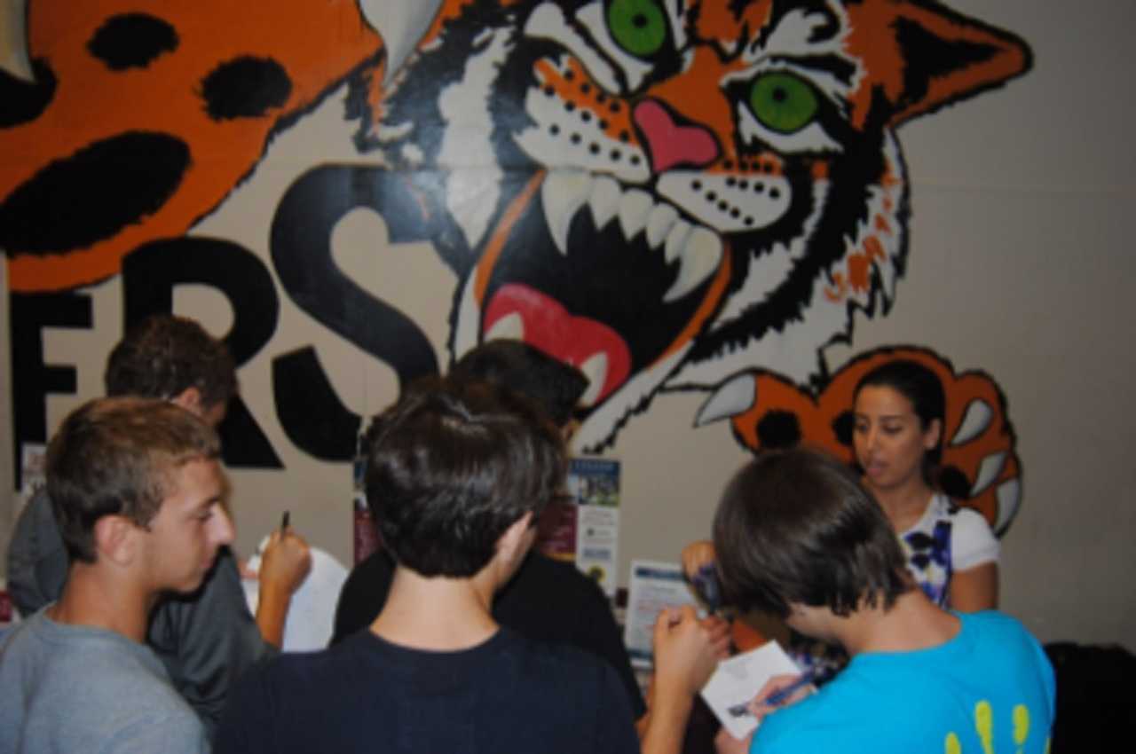 The Tuckahoe High School guidance department recently hosted a college night.