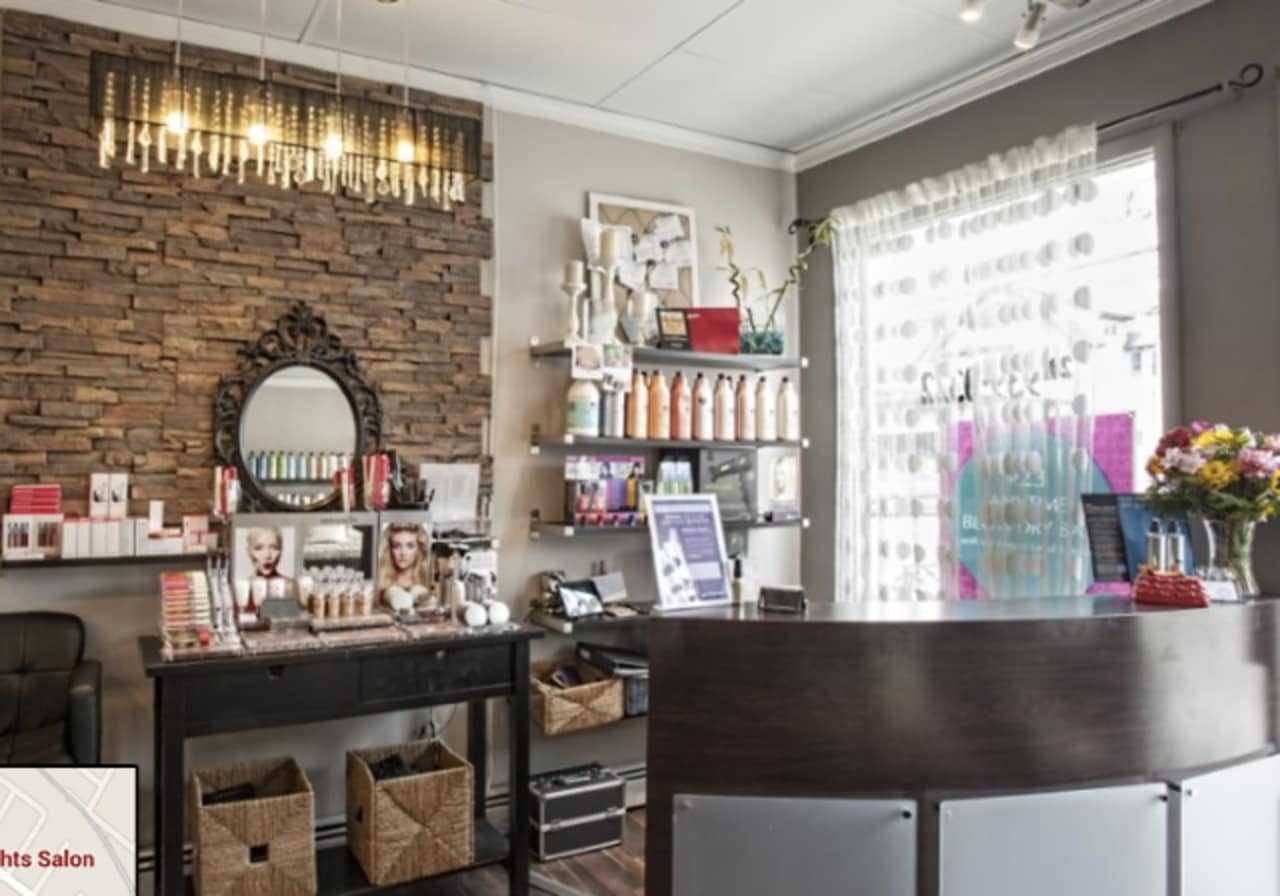 Hilights Salon in Lyndhurst.
