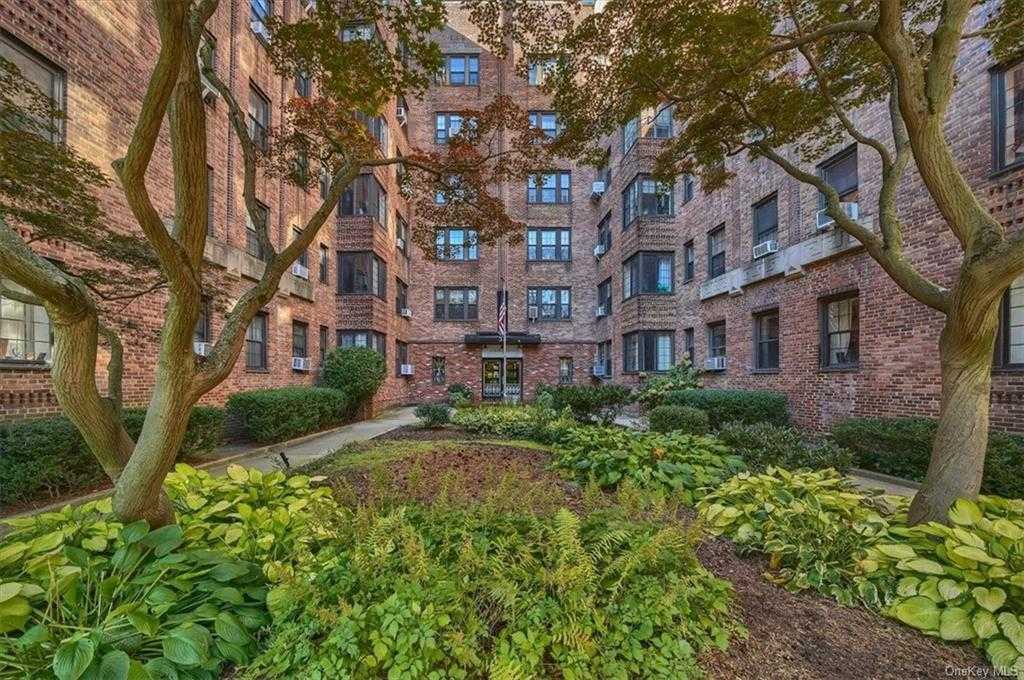 35 Parkview Avenue 5J, Yonkers, NY 10708, Yonkers, NY 10708