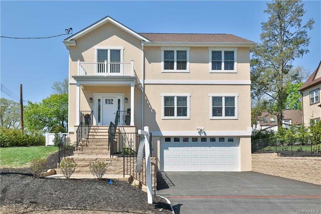 3 Stratford Road, New Rochelle, NY 10804, New Rochelle, NY 10804