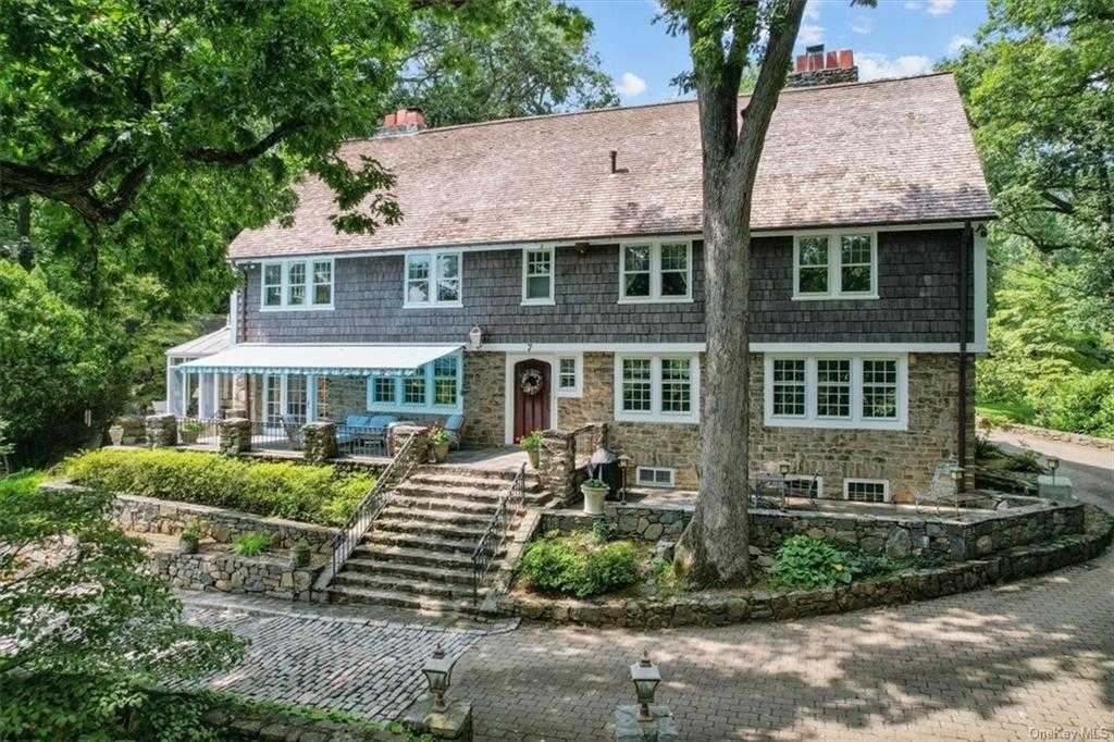7 Essex Place, Yonkers, NY 10708, Yonkers, NY 10708