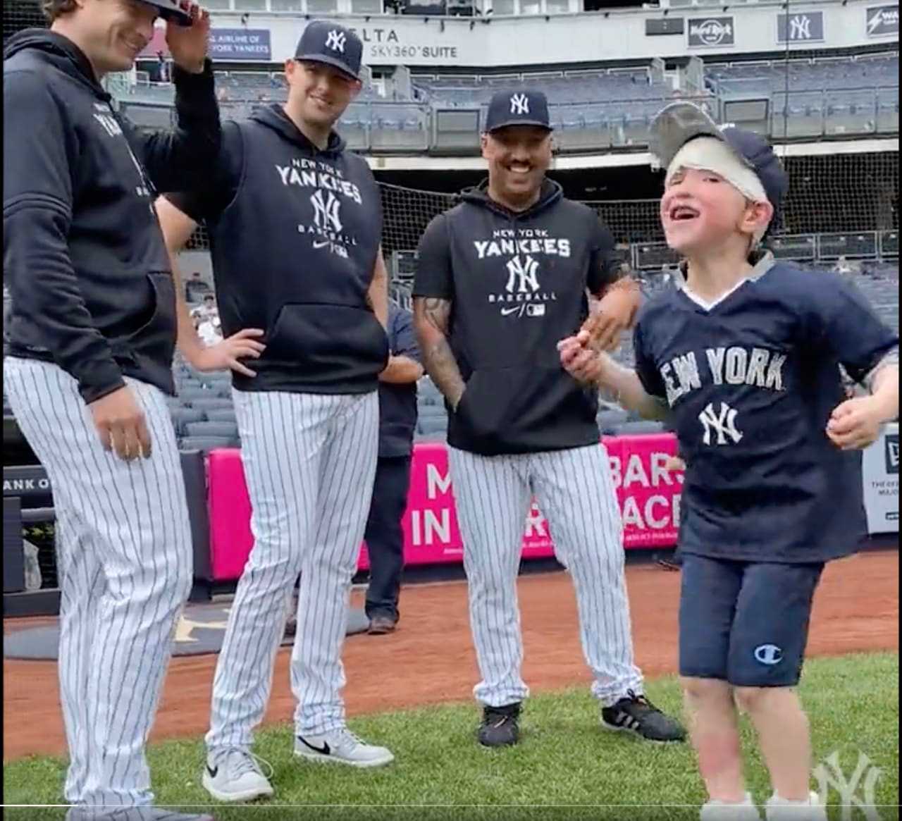 Bullied 6-Year-Old Burn Victim Gets Hero's Welcome At Yankee Stadium