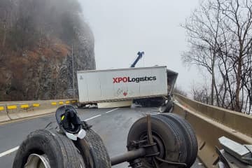 150 Gallons Of Fuel Spilled Onto Route 80 After Crash That Jammed PA, NJ Border For Hours