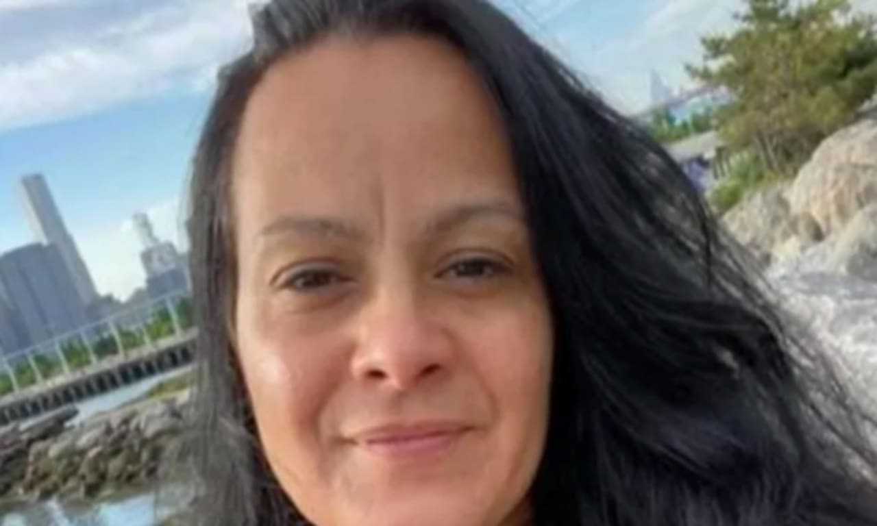 Eastern Mass Mom Of 4 Dies Unexpectedly, Community She Cared For Returns The Love