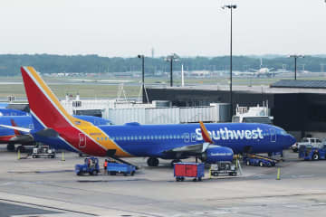 Southwest Airlines Lifts Pause On Flights, Service Resumed (UPDATED)