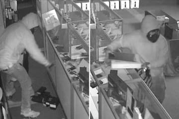 Police Probe Burglary At Somerset County Wireless Store