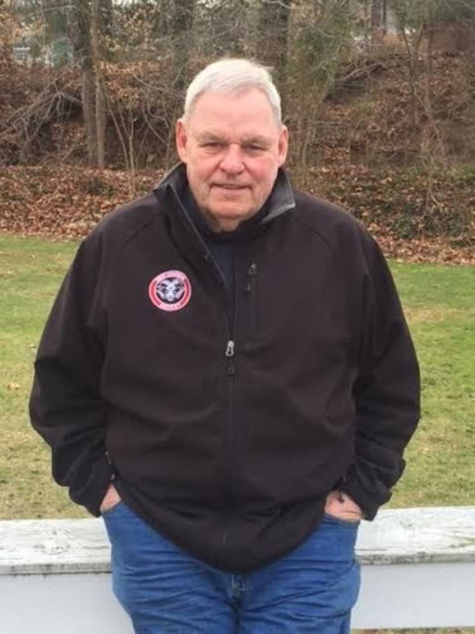 Thomas "Bo" Hickey is retiring as superintendent of the Lakeview Cemetery in New Canaan after 34 years in the post.