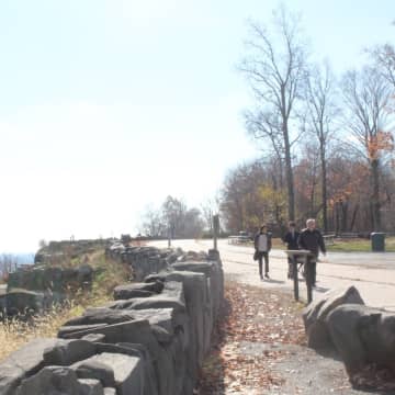 Stateline Lookout at Palisades Interstate Park in Alpine.