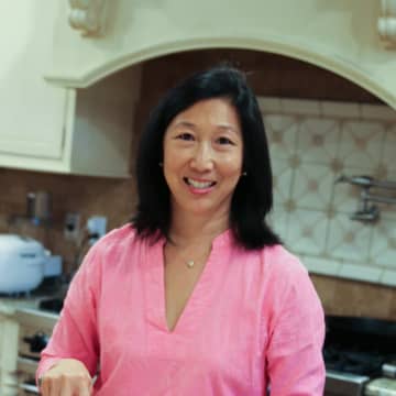 New Canaan resident Jeanette Chen blogs at Jeanette’s Healthy Living.