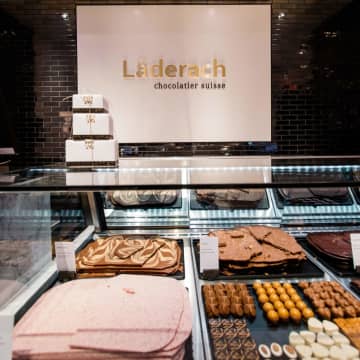 Swiss chocolatier Läderach announced it will open new locations on Roosevelt Field on Monday, Aug. 9, Smith Haven Mall on Aug. 10 and Walt Whitman Shops on Aug. 11.