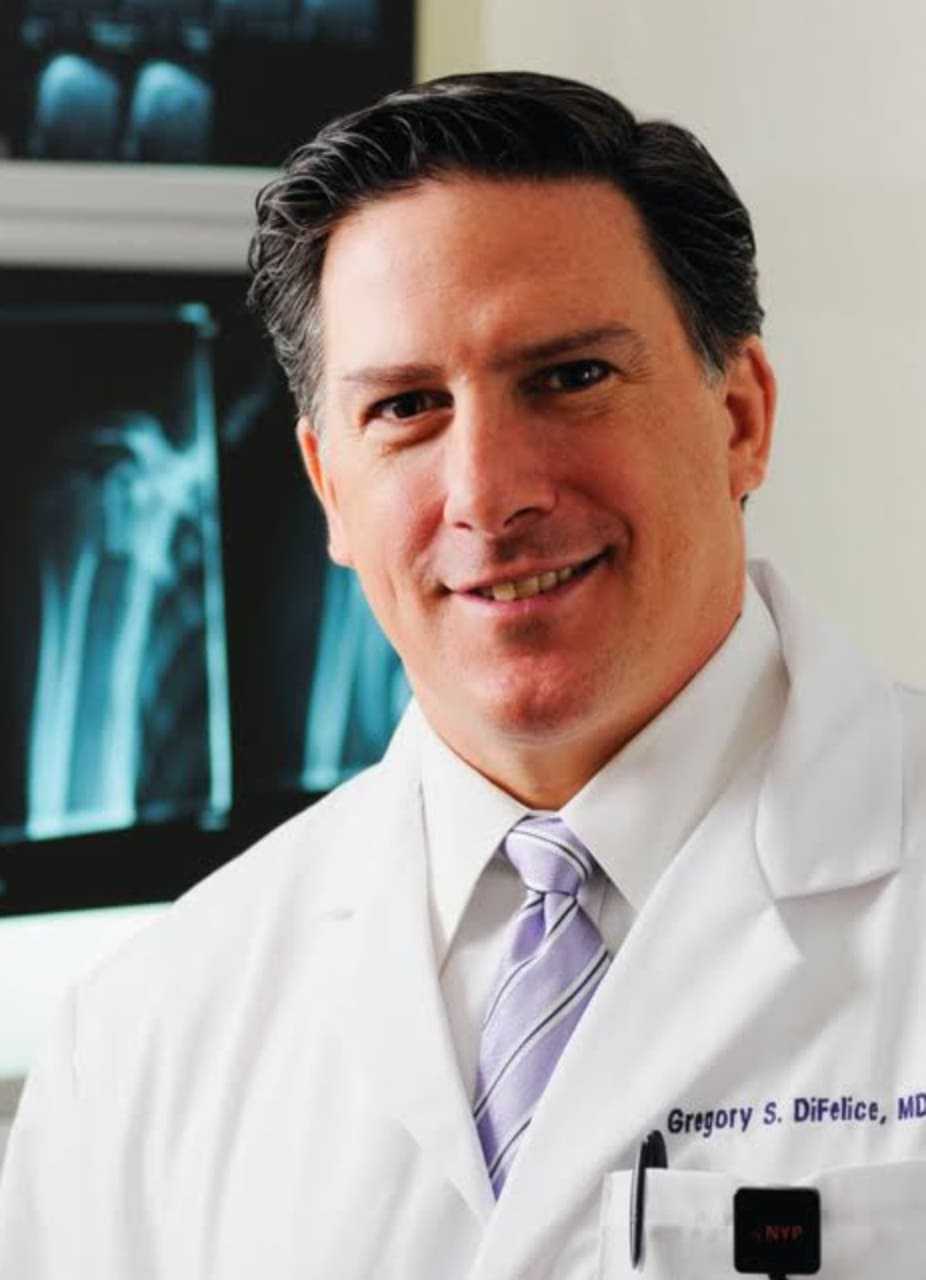 Orthopedic surgeon Dr. Gregory DiFelice specializes in Sports Traumatology and Joint Reconstruction Surgery at Hospital for Special Surgery.