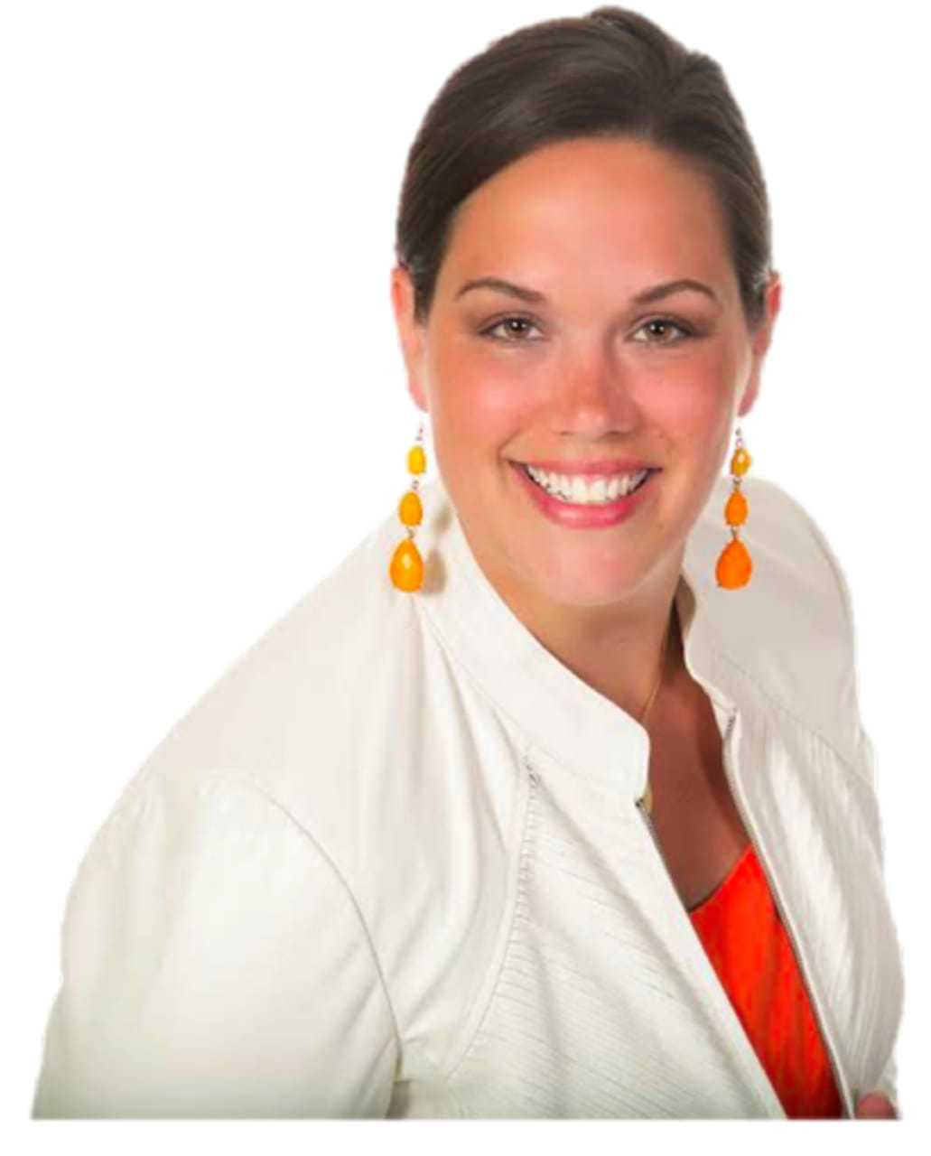 Liz Dederer, a sales trainer, coach and speaker, will lead the May Business Education Forum at the Bethel Chamber of Commerce. The topic is "Speak your Value with the 8 languages of Money." The event will be held on May 11 from noon-1:30 p.m.